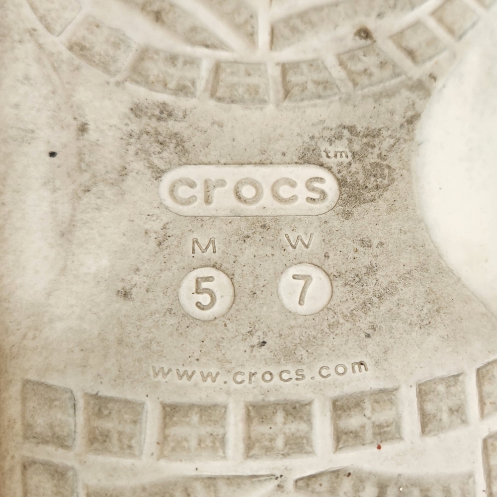 CROCS Iconic Comfort White Slides with Rainbow Tie-Dye Straps M5 W7 - Picture 8 of 8